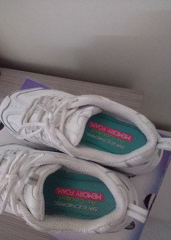 36,5 Beden beyaz Renk Beyaz Kadın skechers Spor Ayakkabı