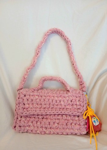 Pembe Örgü Çanta
