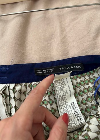 xs Beden Zara- piliseli etek