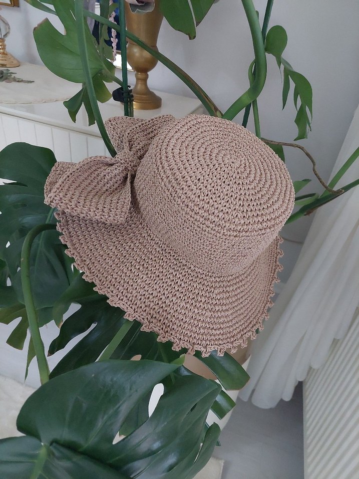 Bej Örgü Kadın Şapka Fırfırlı - Görsel 2