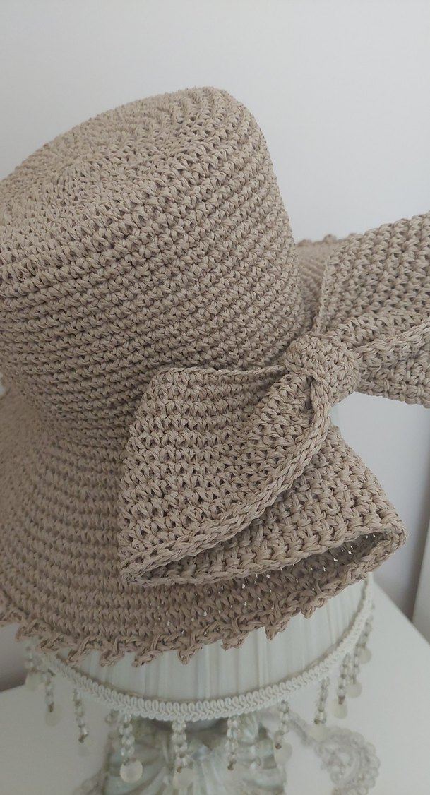 Bej Örgü Kadın Şapka Fırfırlı - Görsel 3