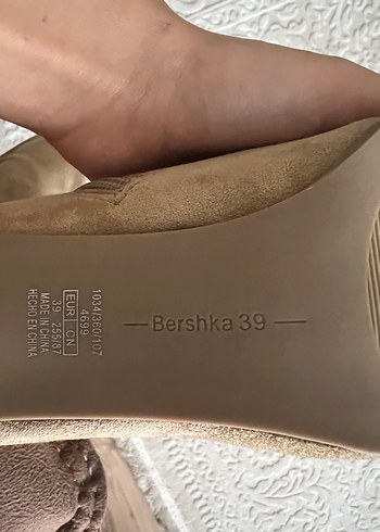 Bej Süet Kadın Diz Üstü Pliseli Bot - Görsel 5