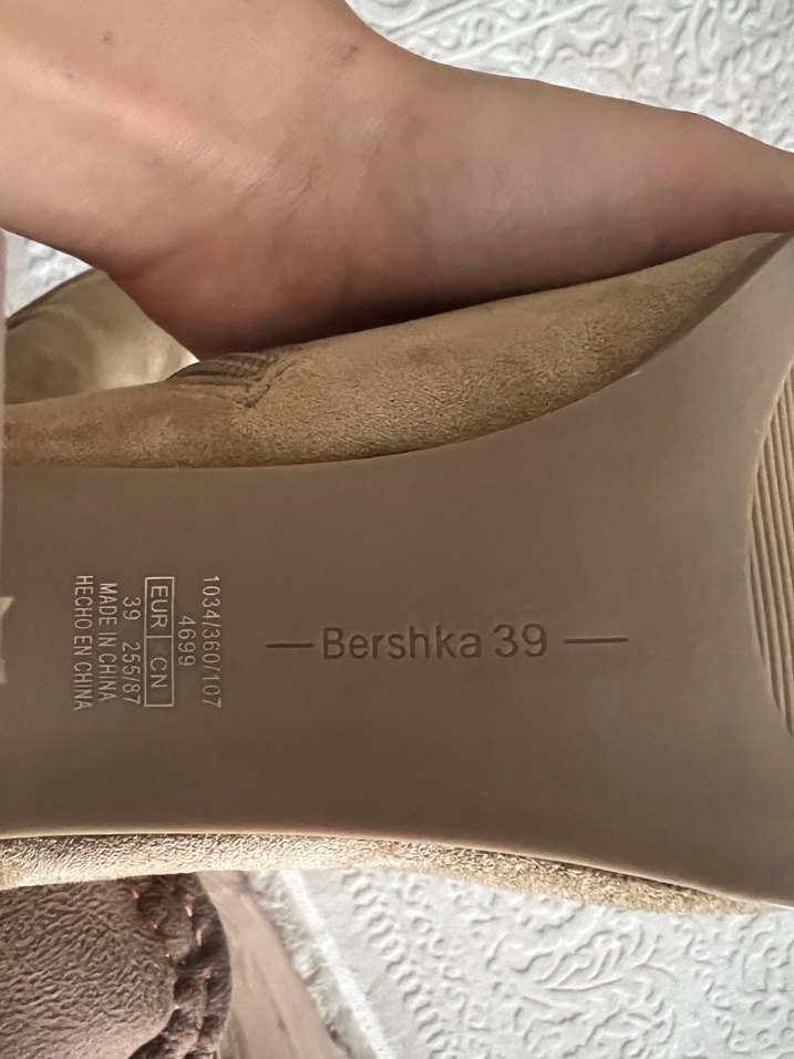 Bej Süet Kadın Diz Üstü Pliseli Bot - Görsel 5