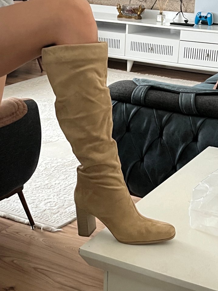 Bej Süet Kadın Diz Üstü Pliseli Bot - Görsel 2