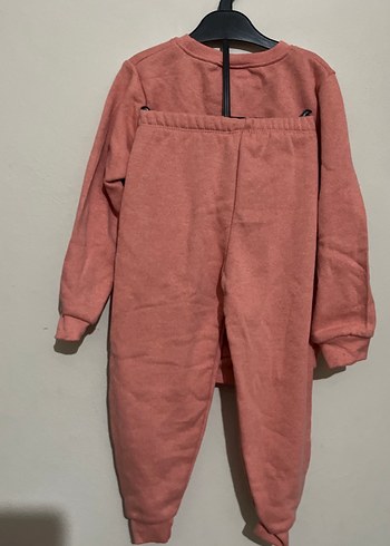 Kız Çocuk Pembe Nakışlı Sweatshirt ve Eşofman Takımı - Görsel 2