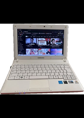 Pembe Samsung Dizüstü Bilgisayar - Görsel 4