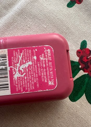 NYX Buttermelt Parlak Pembe Allık - Görsel 3