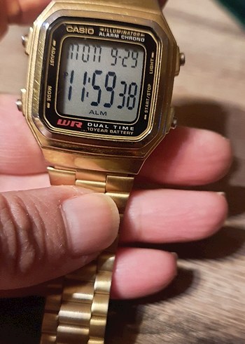 Beden altın Renk Casio orjinal dijital saat