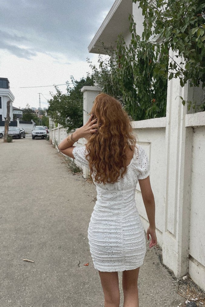 Beyaz Bağlamalı Straplez Mini Elbise - Görsel 2