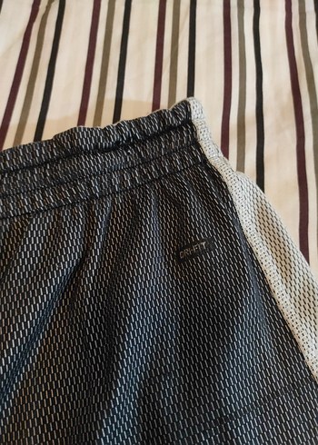 Nike Gri Erkek Spor Şortu - Görsel 4