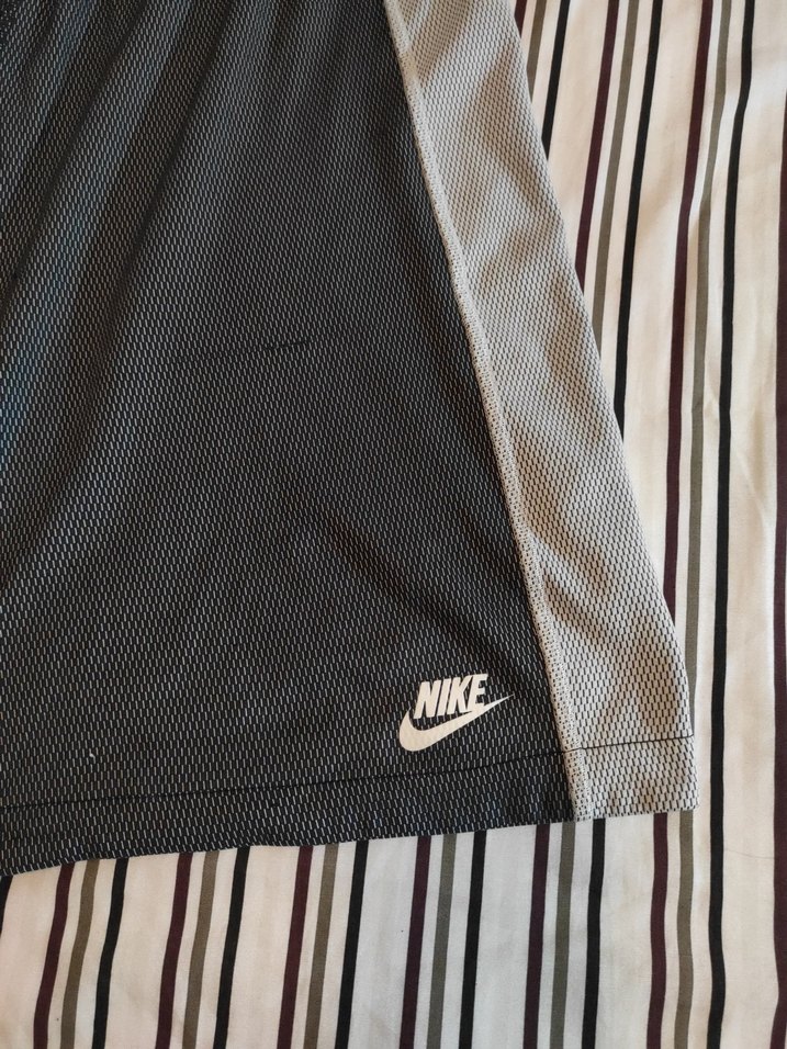 Nike Gri Erkek Spor Şortu - Görsel 2