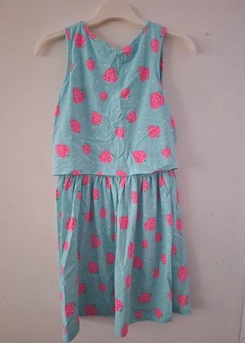 Açık Mavi Pembe Çilek Desenli Kız Elbisesi - Görsel 4