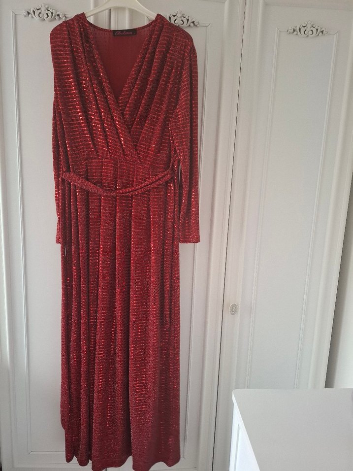 Kırmızı Parlak Uzun Abiye Elbise Kadın - Görsel 2