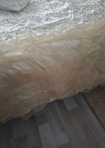 Bej Desenli Yatak Örtüsü - Görsel 4