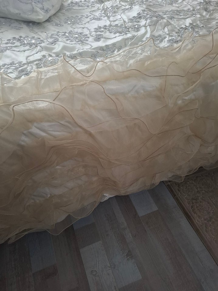 Bej Desenli Yatak Örtüsü - Görsel 4