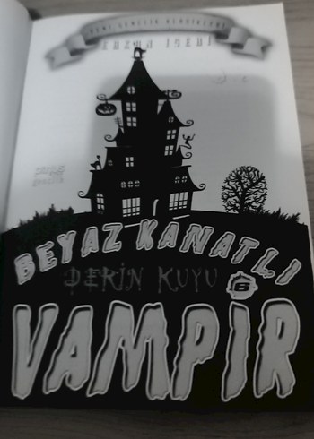 Beden Beyaz Kanatlı Vampir - Dekin Kutu