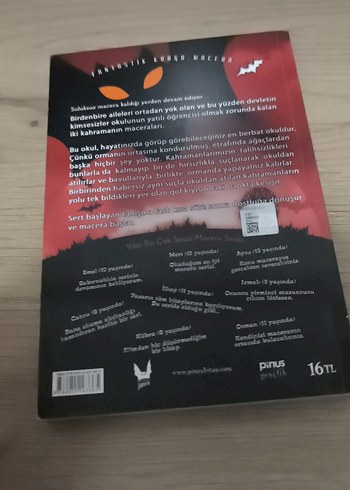 Beden Renk Beyaz Kanatlı Vampir Çizgi Roman