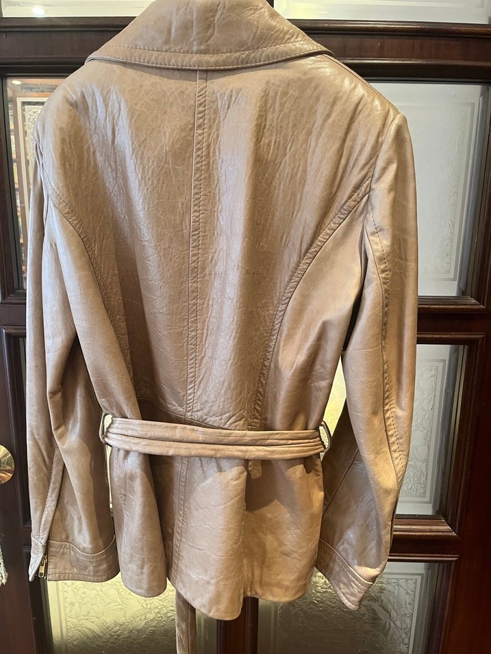 Bej Kadın Deri Kemerli Ceket - Görsel 4