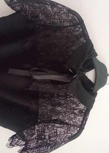 Zara Dantel Detaylı Siyah Gotik Kadın Bluz