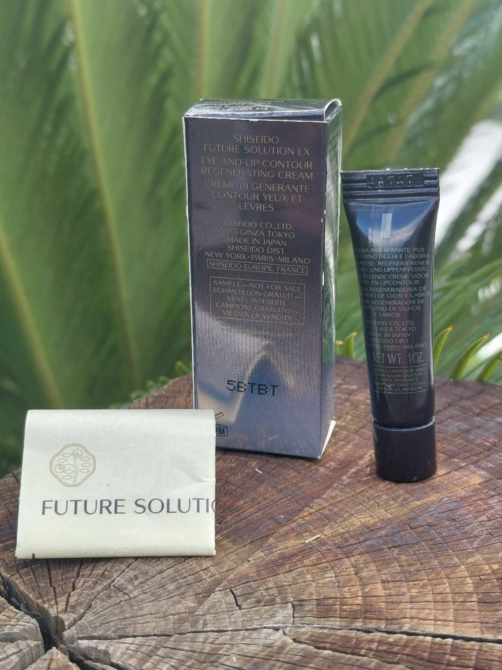 Shiseido Future Solution LX Göz Kontür Kremi 3ml - Görsel 2