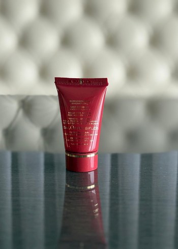 Versace Eros Flame Parfümlü Duş Jeli 25ML - Görsel 2