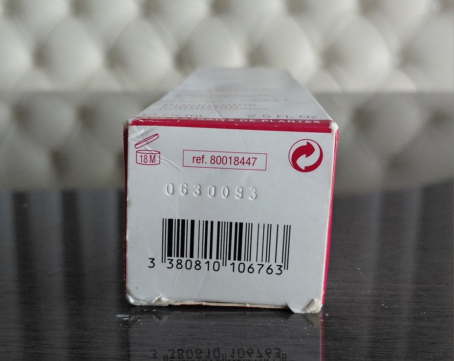 Clarins White Plus Aydınlatıcı Nemlendirici SPF20 - Görsel 4