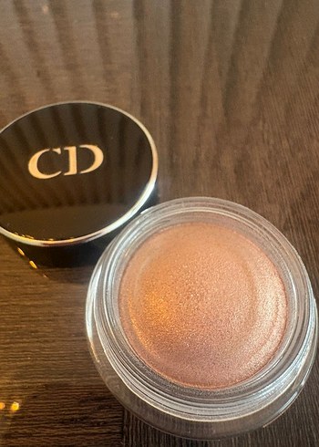 Christian Dior Pembe Simli Göz Farı - Görsel 3