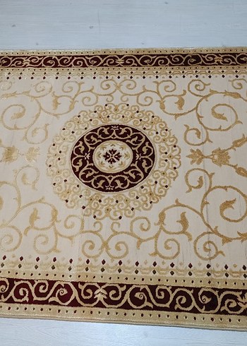 Diğer Bordo İşlemeli Klasik Halı