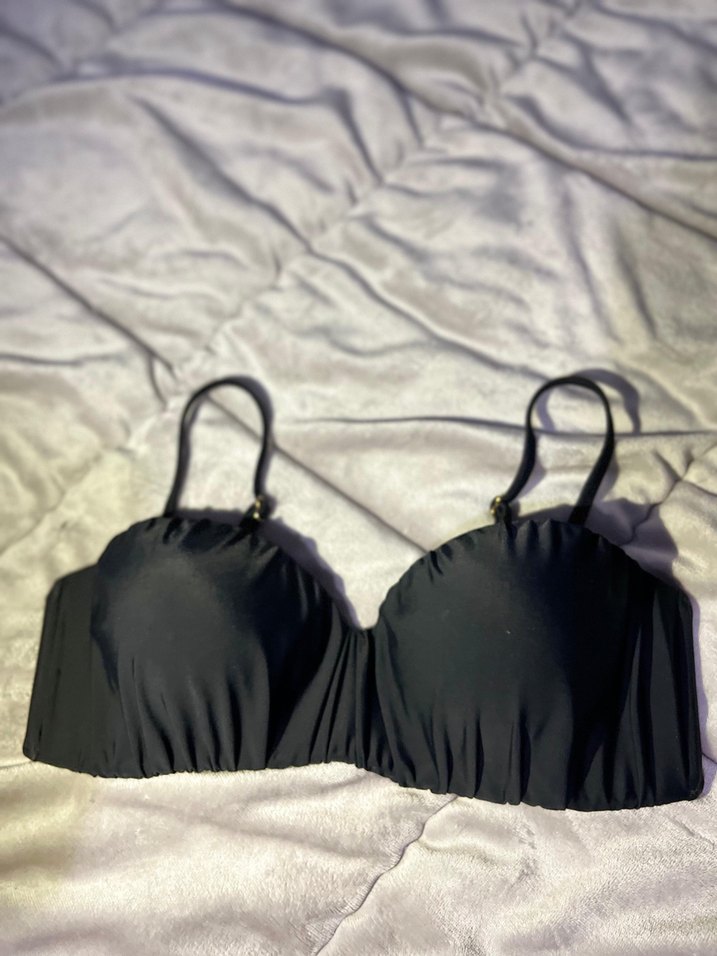 Siyah Strappy Mini Bikini - Gotik ve Minimalist - Görsel 2