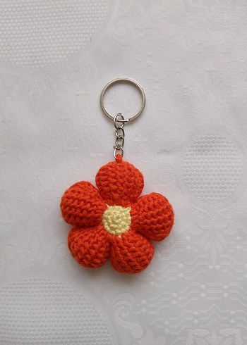 Renkli Örgü Çiçek Anahtarlıklar - Görsel 5