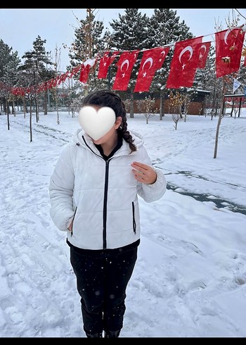 beyaz mont