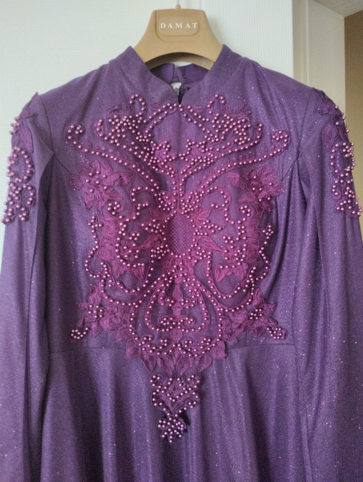 Mor Nakışlı Uzun Kollu Abiye - Görsel 2