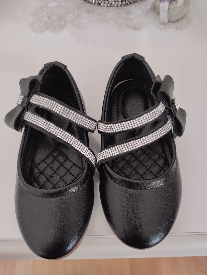 Kız Çocuk Siyah Tokalı Ayakkabı - Görsel 2