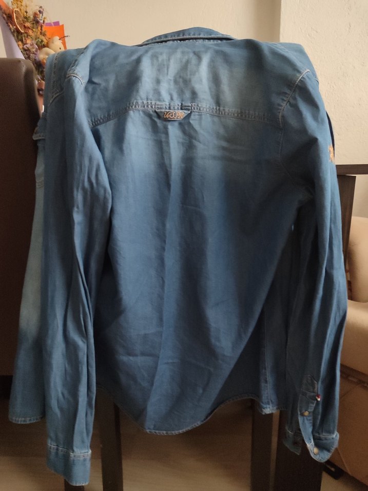 Düğmeli Mavi Denim Kadın Gömlek - Görsel 3