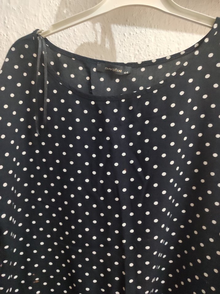 Siyah Puantiyeli Düğmeli Kadın Bluz - Görsel 2