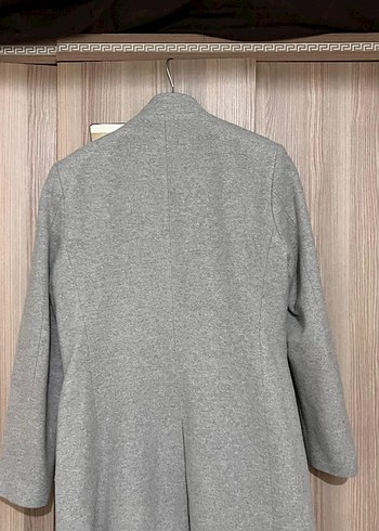 Gri Düğmeli Erkek Midi Kaban bel kısmı 46 omuz 43 - Görsel 4