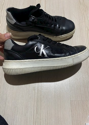 Siyah Kadın Spor Ayakkabı Velcro Detaylı