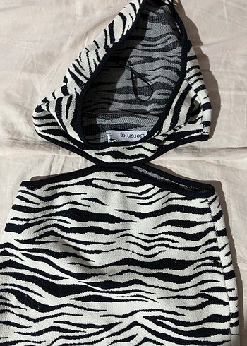 Gri Zebra Desenli Kedi Kıyafeti - Görsel 3