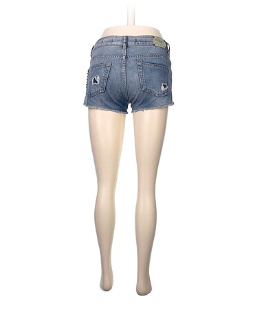 34 Beden Zara Mini Şort %70 İndirimli.