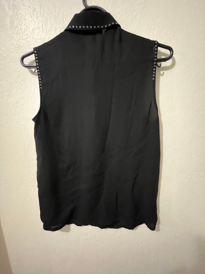 Siyah Kolsuz Düğmeli Gömlek - Görsel 3