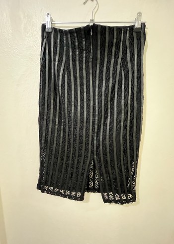 Deri ve dantel detaylı etek - Görsel 2