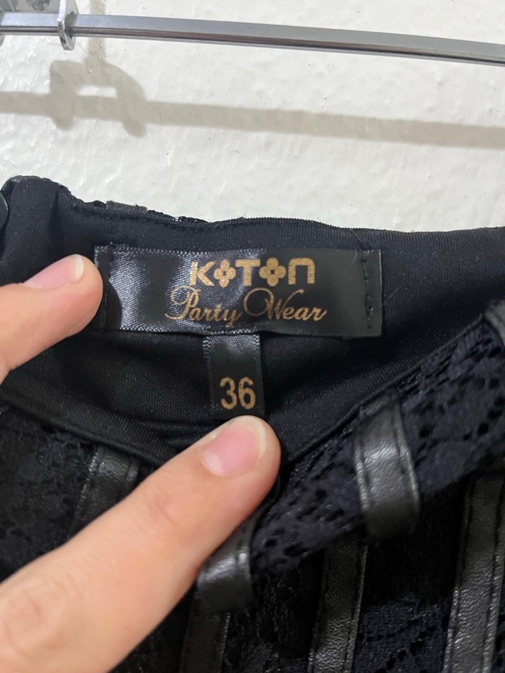 Deri ve dantel detaylı etek - Görsel 4