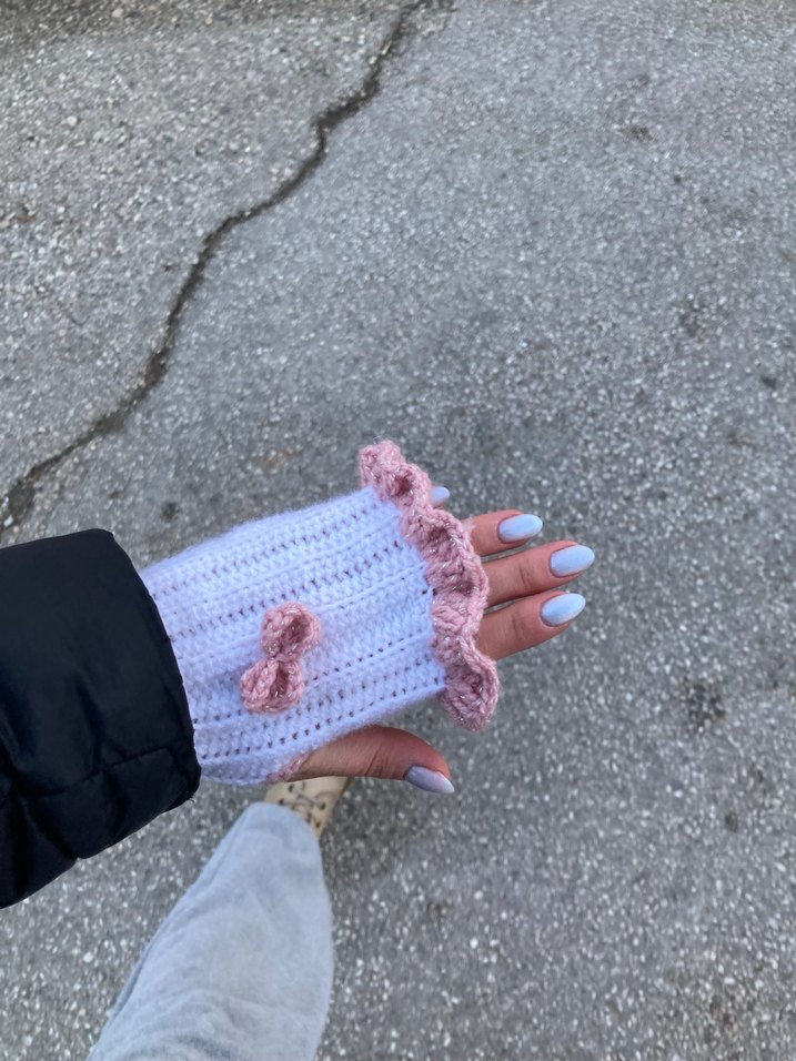 Beyaz Pembe Detaylı Örgü Kadın Eldiven - Görsel 2