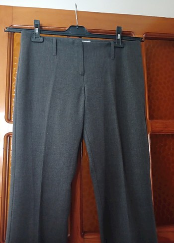 Kadın Gri Kemerli Kumaş Pantolon - Görsel 2