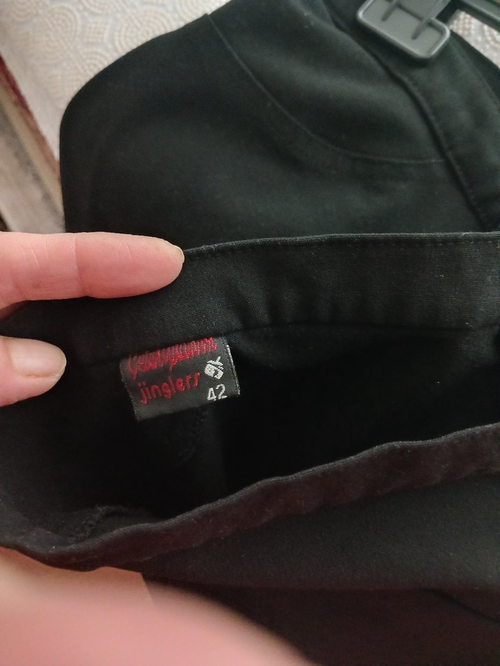 Kadın Siyah Kumaş Kemerli Pantolon - Görsel 4