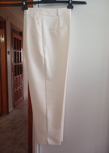 Beyaz Mini Pliseli Kadın Kumaş Pantolon - Görsel 5