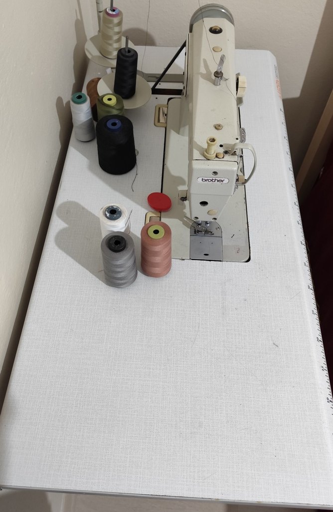 Brother Beyaz ve Gri Dikiş Makinesi - Görsel 3