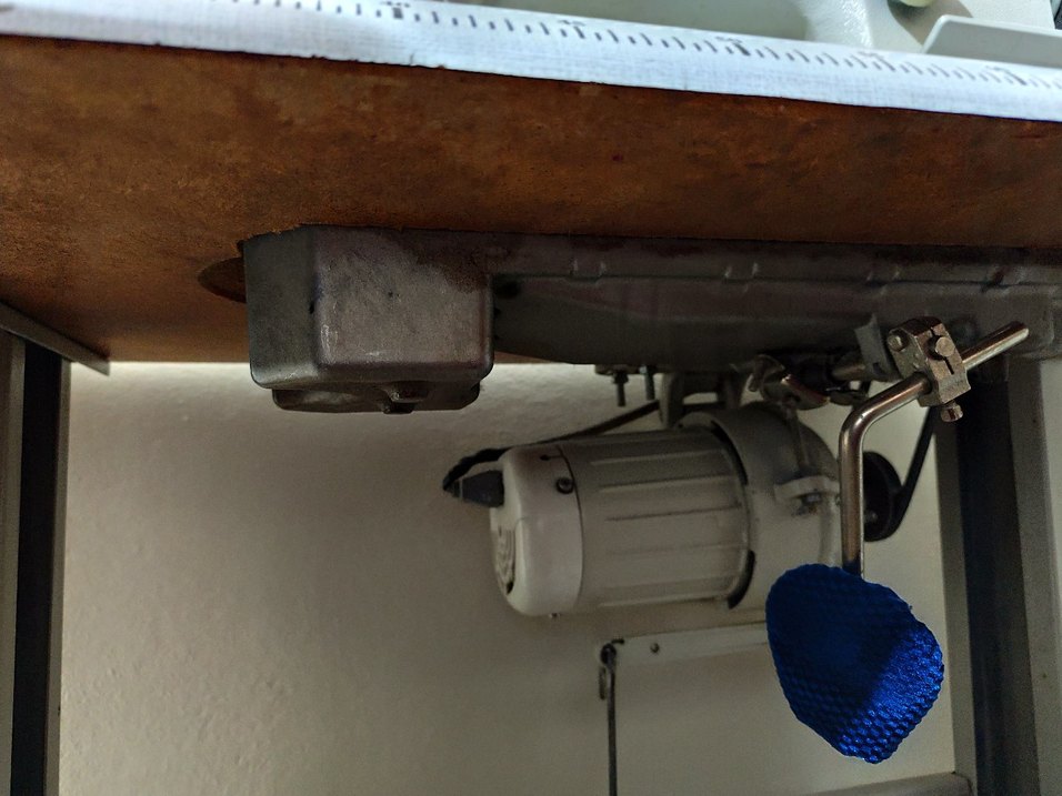 Brother Beyaz ve Gri Dikiş Makinesi - Görsel 4