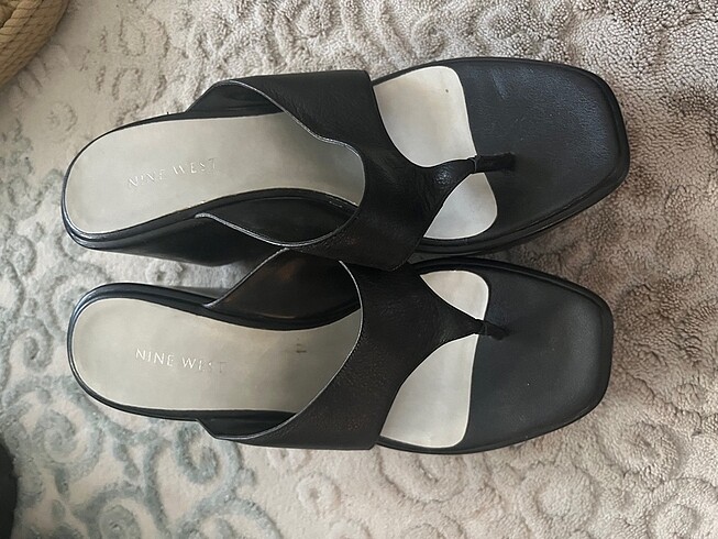 Nine west