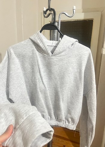 Gri Kapüşonlu Salaş Sweatshirt - Görsel 2